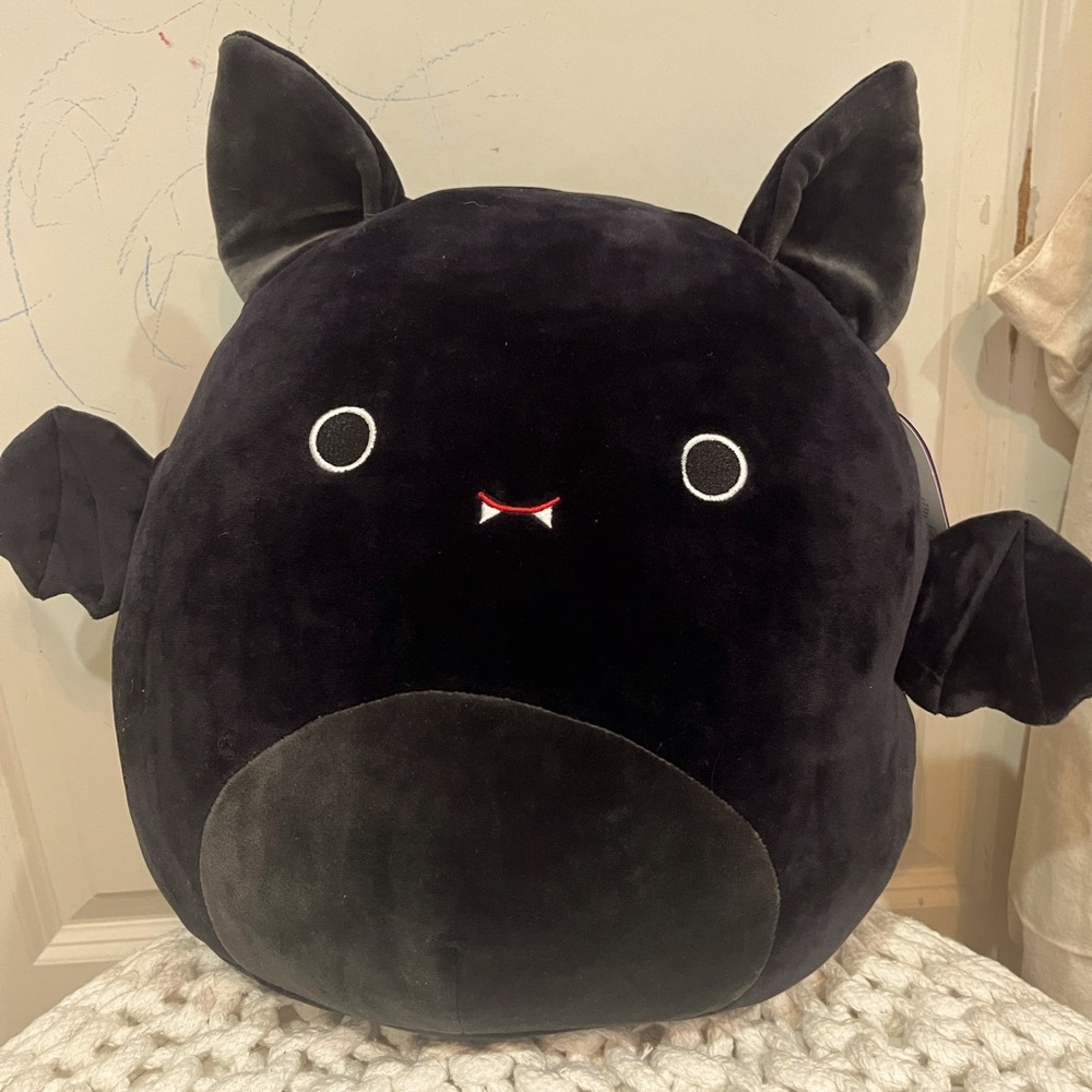Emily the bat squish mallow 12'